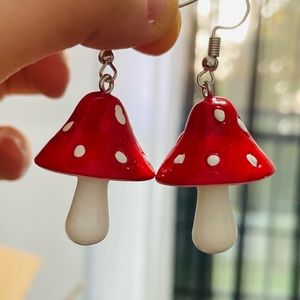 Cottage Core Mushroom Earrings 🍄